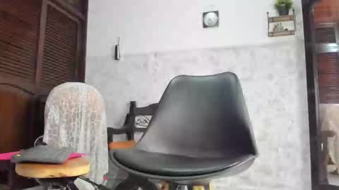 dani online show from October 2025 04:31:02 PM