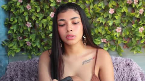 Snapshot of annyt_ chatting on November 2025 05:24:01 PM anny online show from November 2025 05:24:01 PM