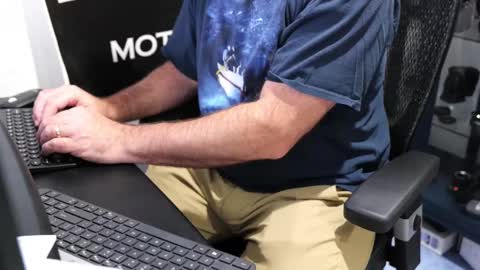 Snapshot of anonycock7 chatting on September 2025 01:15:01 PM D online show from September 2025 01:15:01 PM