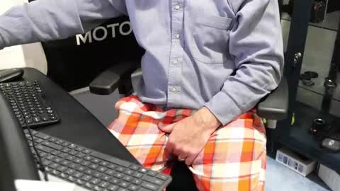 Snapshot of anonycock7 chatting on October 2025 12:49:02 PM D online show from October 2025 12:49:02 PM