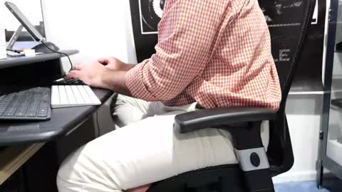 Snapshot of anonycock7 chatting on November 2025 03:22:01 PM D online show from November 2025 03:22:01 PM