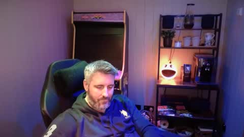 anonymousblokeuk online show from January 2025 08:31:02 PM