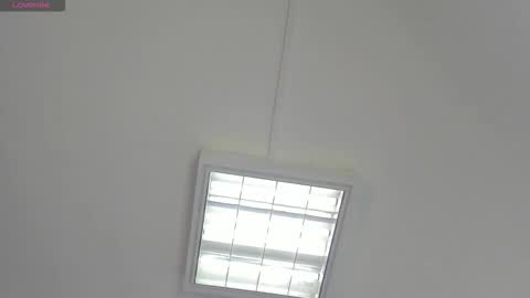 Snapshot of anthoneladuque chatting on September 2025 11:48:01 AM anthonelaDuque online show from September 2025 11:48:01 AM