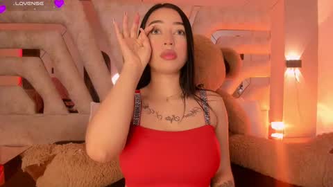 Snapshot of anthonellasweet_ chatting on October 2025 12:08:02 PM Anthonella Sweet online show from October 2025 12:08:02 PM