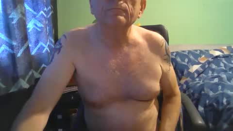 Snapshot of antmatt2025 chatting on September 2025 02:16:01 PM antmatt2025 online show from September 2025 02:16:01 PM