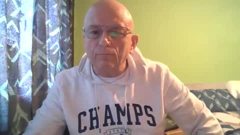 Snapshot of antmatt2025 chatting on November 2025 09:32:01 AM antmatt2025 online show from November 2025 09:32:01 AM