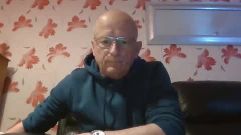 Snapshot of antmatt2025 chatting on November 2025 02:16:01 PM antmatt2025 online show from November 2025 02:16:01 PM