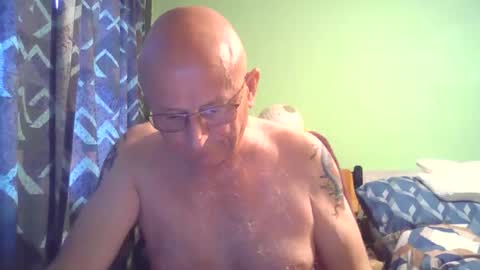 Snapshot of antmatt2025 chatting on December 2025 01:05:02 PM antmatt2025 online show from December 2025 01:05:02 PM