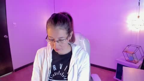 Snapshot of antoneella__ chatting on February 2025 12:08:02 PM Antonella online show from February 2025 12:08:02 PM