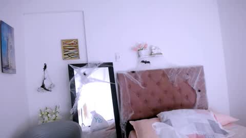 Snapshot of antonella_mcry chatting on October 2025 09:08:01 AM antonella online show from October 2025 09:08:01 AM