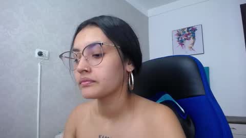 Antonella online show from March 2025 12:22:01 PM