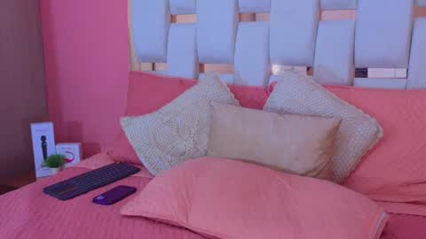    online show from January 2025 04:39:01 PM