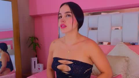    online show from February 2025 03:12:02 PM