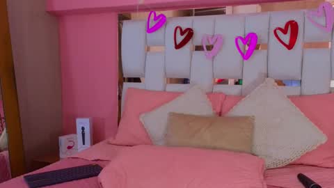    online show from March 2025 01:28:01 PM