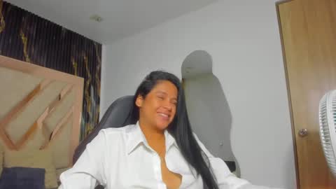 AntonellaTawer online show from September 2025 02:57:02 AM