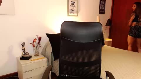 Snapshot of antoniavillamizar chatting on October 2025 11:19:02 AM Anto online show from October 2025 11:19:02 AM