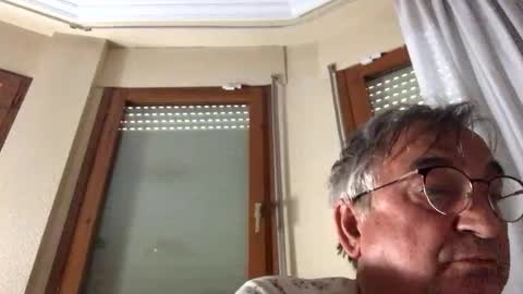 Snapshot of antonio2605 chatting on October 2025 03:54:01 PM Antonio online show from October 2025 03:54:01 PM