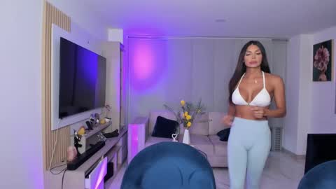 Maria Antonia online show from October 2025 10:54:02 PM