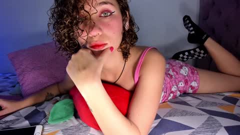 Snapshot of any_21 chatting on December 2024 07:54:01 PM Any online show from December 2024 07:54:01 PM