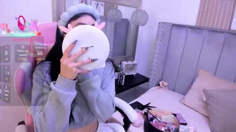 anya_belth online show from October 2025 01:09:02 PM