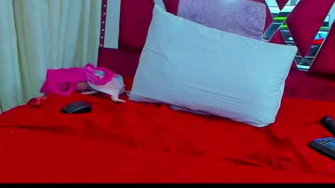 Anyela  online show from December 2024 08:00:01 AM