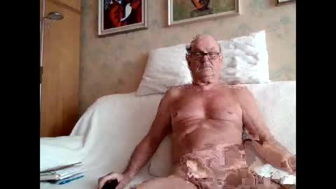 Adam online show from September 2025 01:24:01 PM