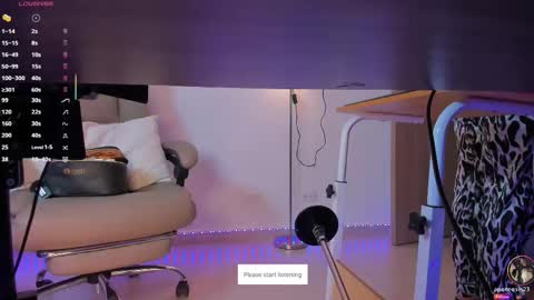 Snapshot of apoteosis_ chatting on November 2025 11:11:01 AM Apo online show from November 2025 11:11:01 AM