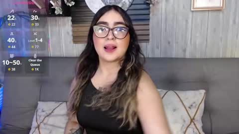 apprilfoxx online show from September 2025 03:49:02 PM