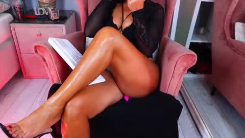 AQueenMonica online show from September 2025 01:57:02 PM