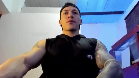 Snapshot of aquiles_51 chatting on October 2025 07:56:01 PM Jonathan online show from October 2025 07:56:01 PM