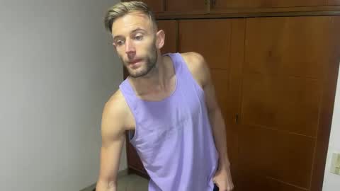 Aquilesmade online show from December 2024 04:50:01 PM