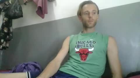 Aquilesmade online show from November 2025 05:47:01 PM