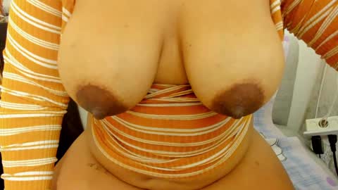 Snapshot of arabela_dream25 chatting on January 2025 09:57:01 PM ARABELA online show from January 2025 09:57:01 PM