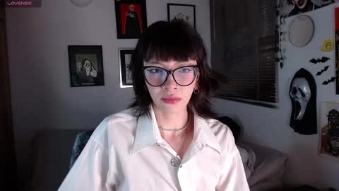Arabella online show from March 2025 10:13:02 PM
