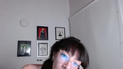 Arabella online show from September 2025 11:48:02 PM