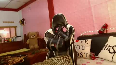 Aranza online show from December 2024 01:18:02 PM