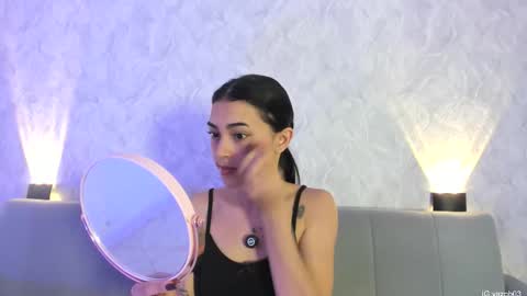    online show from October 2025 08:00:02 PM