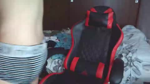 Snapshot of ares_aestheticgod chatting on October 2025 08:20:02 PM Ares D online show from October 2025 08:20:02 PM