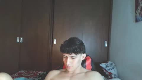 Snapshot of ares_aestheticgod chatting on October 2025 03:18:01 AM Ares D online show from October 2025 03:18:01 AM