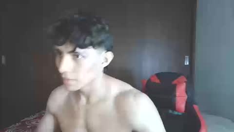 Snapshot of ares_aestheticgod chatting on November 2025 04:00:01 AM Ares D online show from November 2025 04:00:01 AM