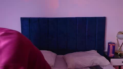 Ares Alpha  online show from November 2025 06:42:02 PM