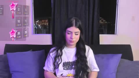 Snapshot of ari_peaches chatting on December 2025 08:20:02 AM Ari online show from December 2025 08:20:02 AM