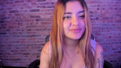 Snapshot of ari_white8 chatting on February 2025 05:53:02 PM Ari online show from February 2025 05:53:02 PM
