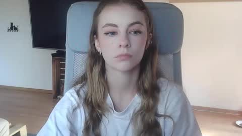 Snapshot of ariacreazy chatting on October 2025 09:19:02 AM AriaCreazy online show from October 2025 09:19:02 AM