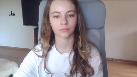 Snapshot of ariacreazy chatting on October 2025 07:19:02 AM AriaCreazy online show from October 2025 07:19:02 AM