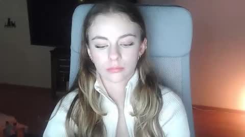 Snapshot of ariacreazy chatting on November 2025 09:16:02 PM AriaCreazy online show from November 2025 09:16:02 PM