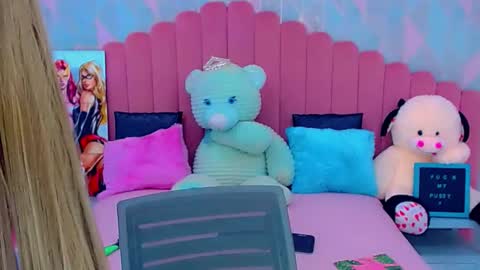 Snapshot of ariadna_princes chatting on November 2025 05:18:02 AM ARIADNA online show from November 2025 05:18:02 AM