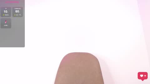 Snapshot of ariadna_tr chatting on January 2025 07:03:01 PM Ari online show from January 2025 07:03:01 PM