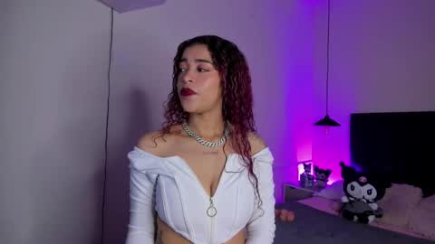 Snapshot of ariadnaaa_ chatting on November 2025 03:50:01 AM Ariadna online show from November 2025 03:50:01 AM