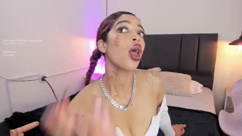 Snapshot of ariadnaaa_ chatting on November 2025 03:51:02 AM Ariadna online show from November 2025 03:51:02 AM